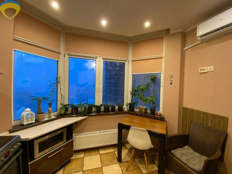 продажа однокомнатной квартиры номер A-173494 в Приморском районе, фото номер 7